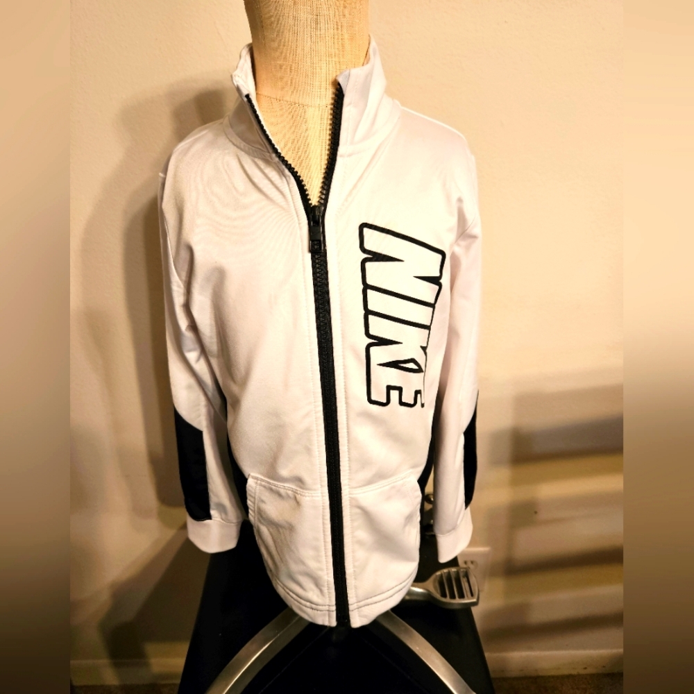 Nike Boys Zip Warm up Jacket